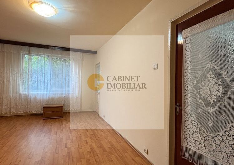 2 Camere - 52MP | Decomandat | Etaj 3/8 | Credit | M Crangasi - 8 min - Poză 8