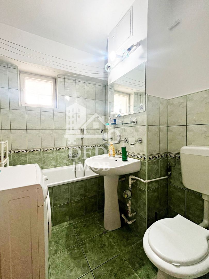 Apartament cu 3 camere de inchiriat Decebal, Oradea - Poză 14