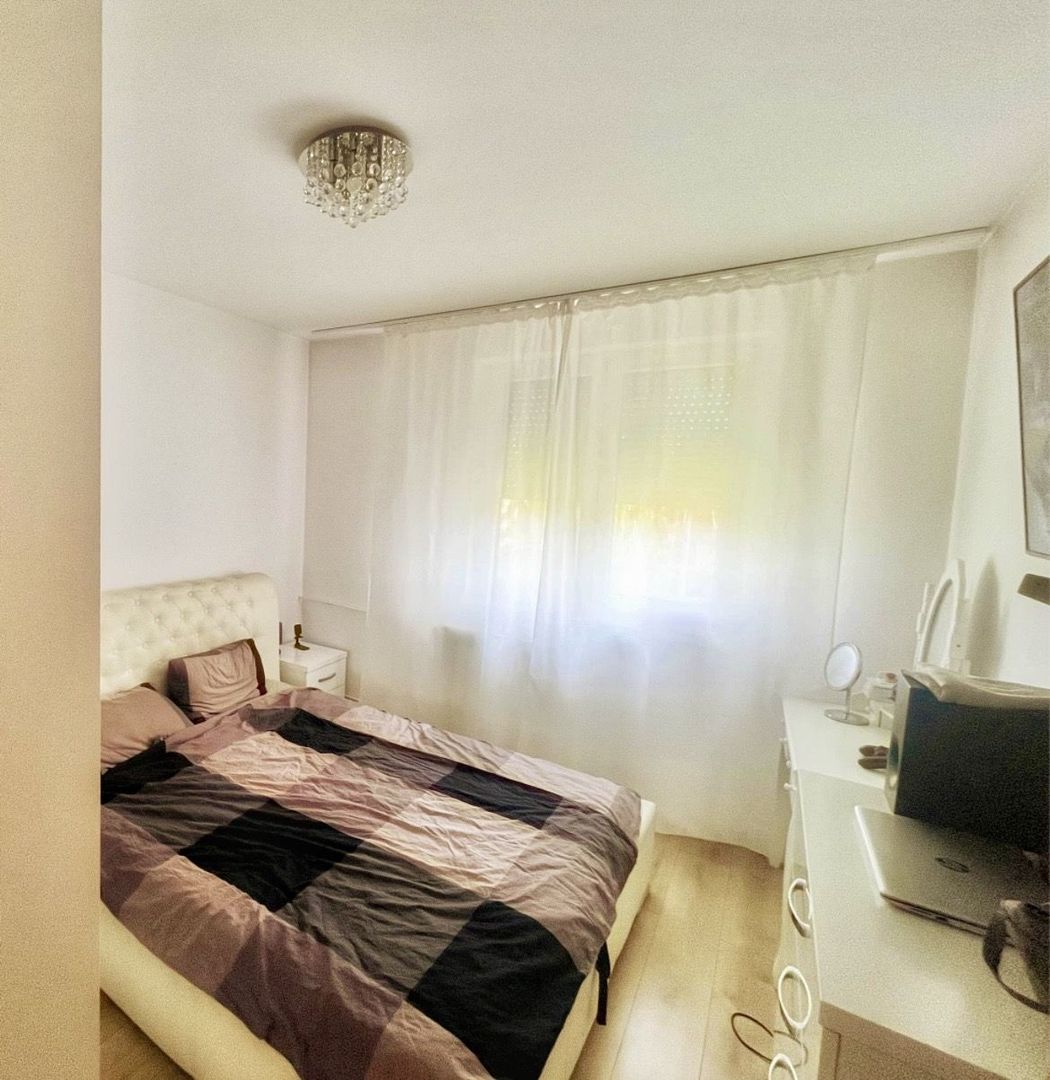 Apartament 3 camere Cartierul Rogerius - Poză 2