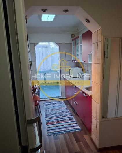 Vand apartament 2 camere, decomandat, 95000 euro - Poză 2