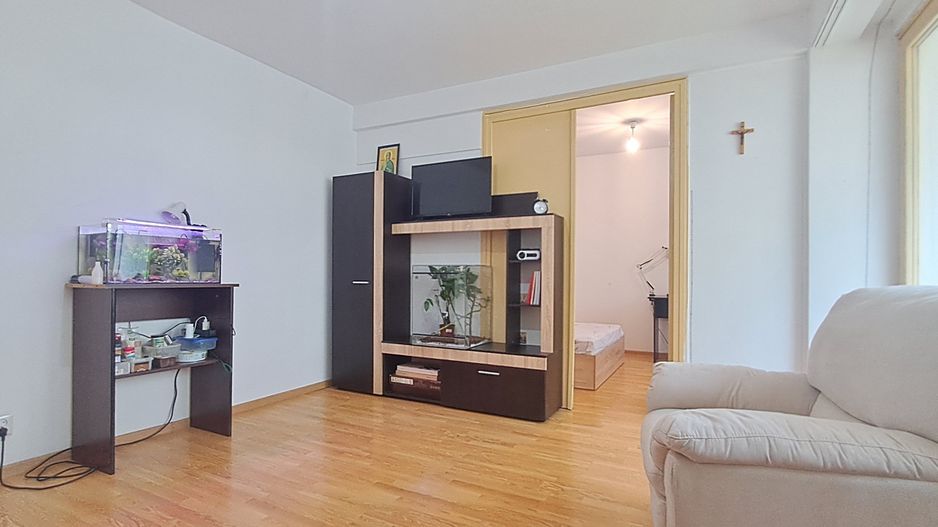 2 camere langa Metrou Eroii Revolutiei - Poză 3
