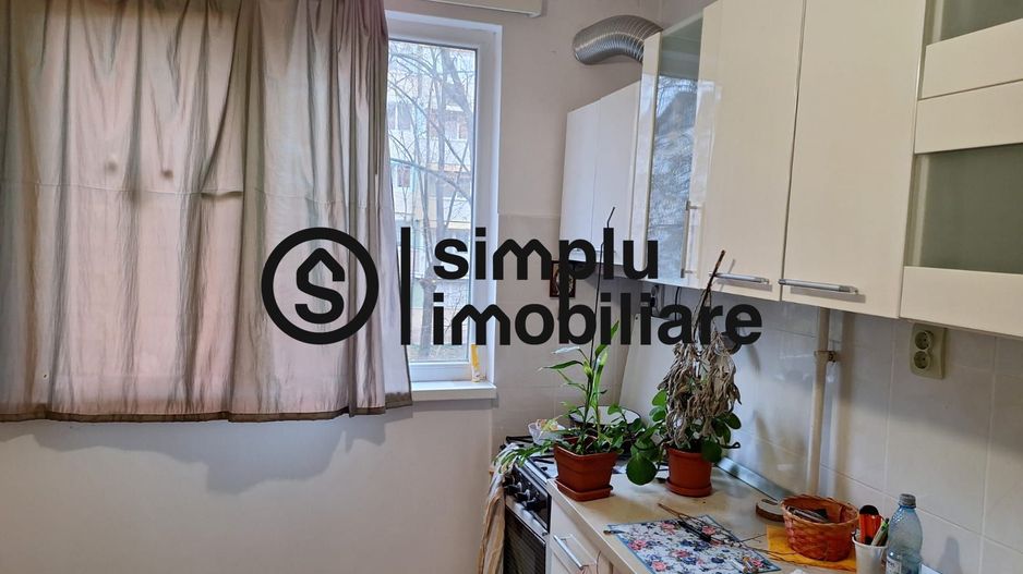 3 camere semi, etaj 2/4, Rovine - 138 000 Euro - Poză 11