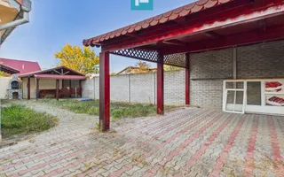 Casă spațioasă cu 4 camere în Vladimirescu - Poză 16