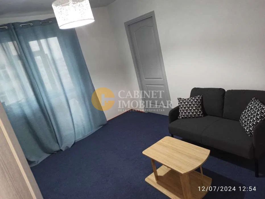 Chirie - 3 camere - Podu Ros - INTERMEDIAR - Poză 1