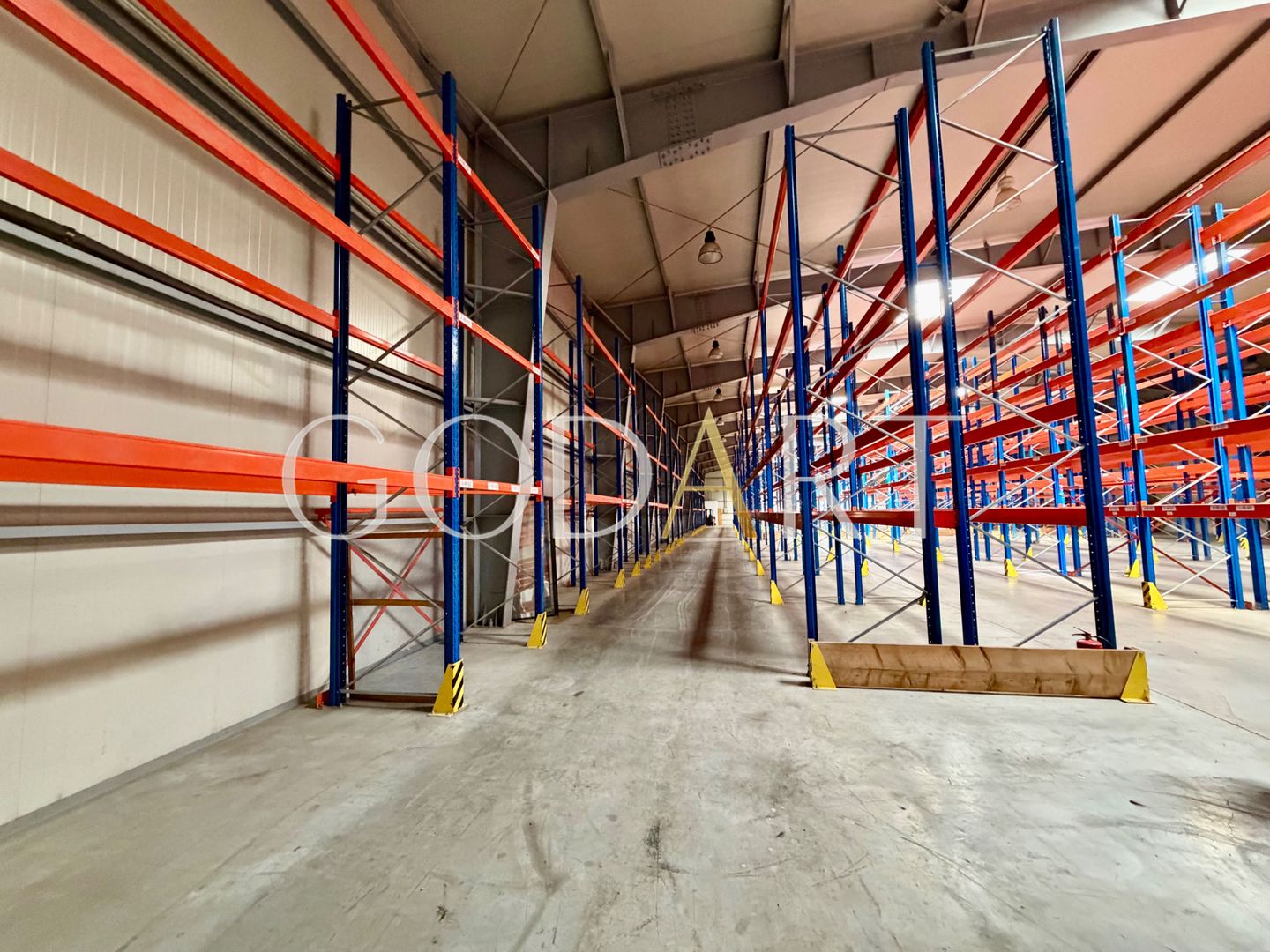 Proprietate industrială de vânzare Otopeni | Hala | Birouri - Poză 9