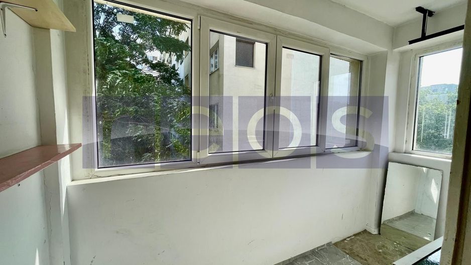 VANZARE APARTAMENT 2 CAMERE DECOMANDAT 51MP OZANA 1 DECEMBRIE 1918 METROU - Poză 2