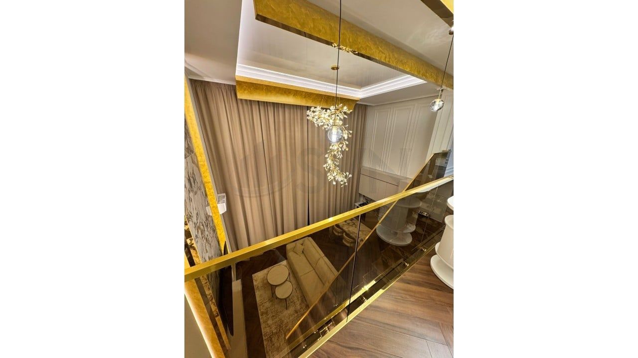 REA1028299 Apartament High End 3 Camere Prima Vista Design Rafinat - Poză 3