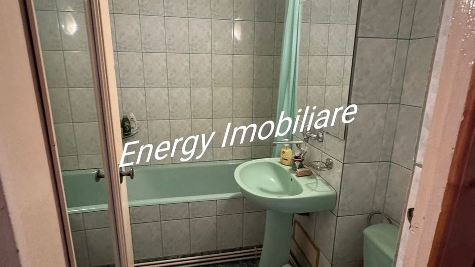 De vânzare apartament cu 3 camere în cartierul Tudor (Corina) - Poză 4