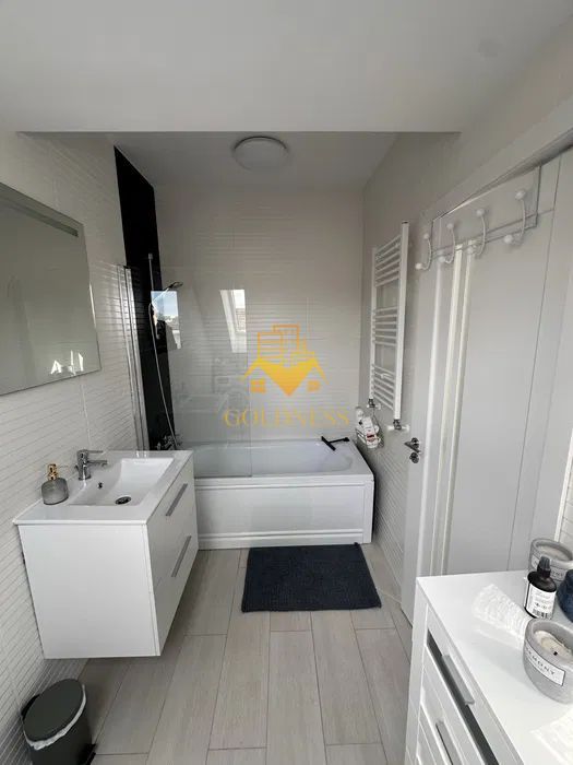 1 camera, Premium, Parcare, Zona Parcul Feroviarilor, Gara, Bulgaria - Poză 7
