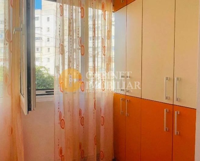 4 Camere Decomandat + Garaj -Nicolina 84Mp - Poză 16