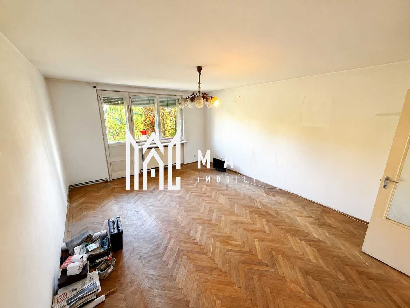 Apartament de vânzare Sibiu 3 camere | Ștrand | Garaj | boxă - Poză 1