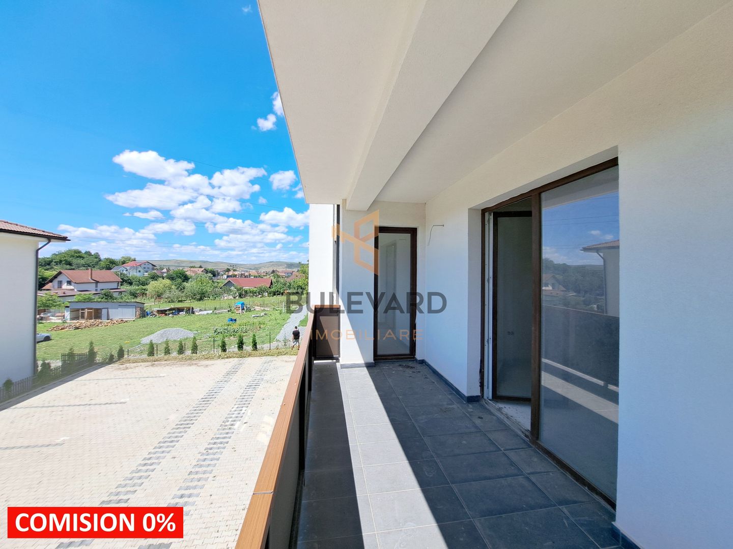 Comision 0! Apartament 3 camere, etaj 1, in imobil tip vila! - Poză 1