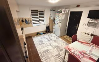 Casa 4 Camere - Curte Mare - Zona Linistita Popoveni - Poză 8