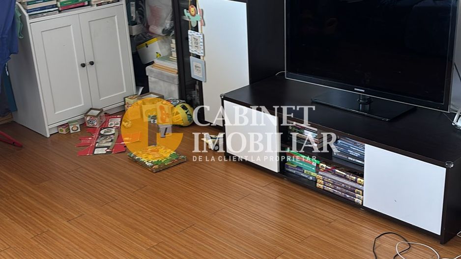 Apartament 2 camere, decomandat, zona Tatarasi 2Baieti - Poză 1