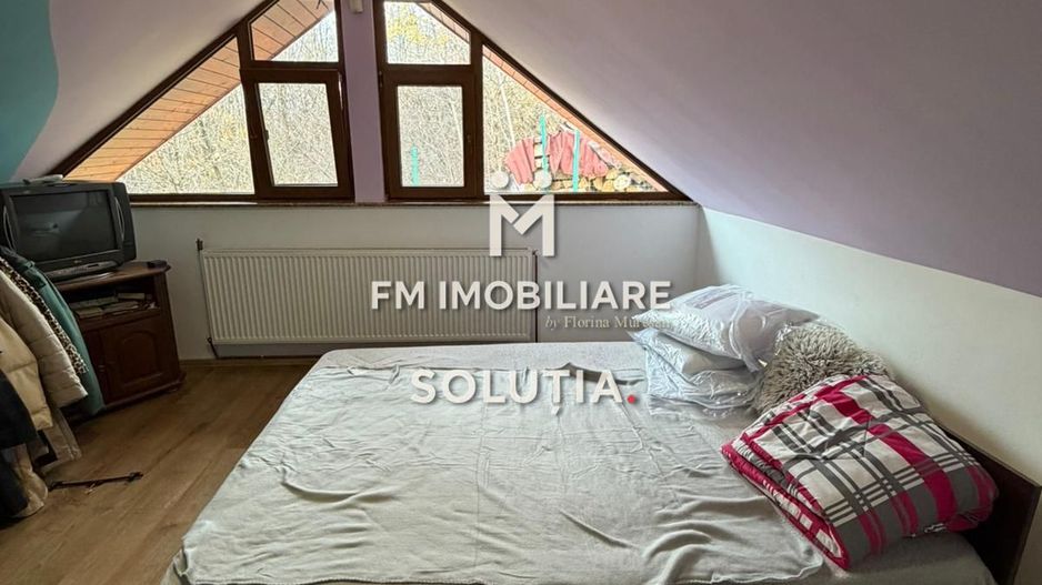 Casă de  vânzare cu vedere panoramică - Poză 19