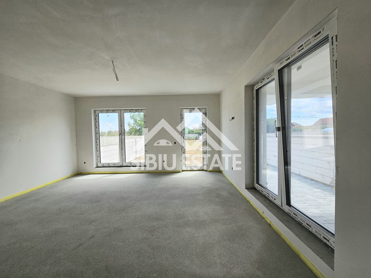 Casa Sibiu, confort nou, teren 600 mp - Poză 3