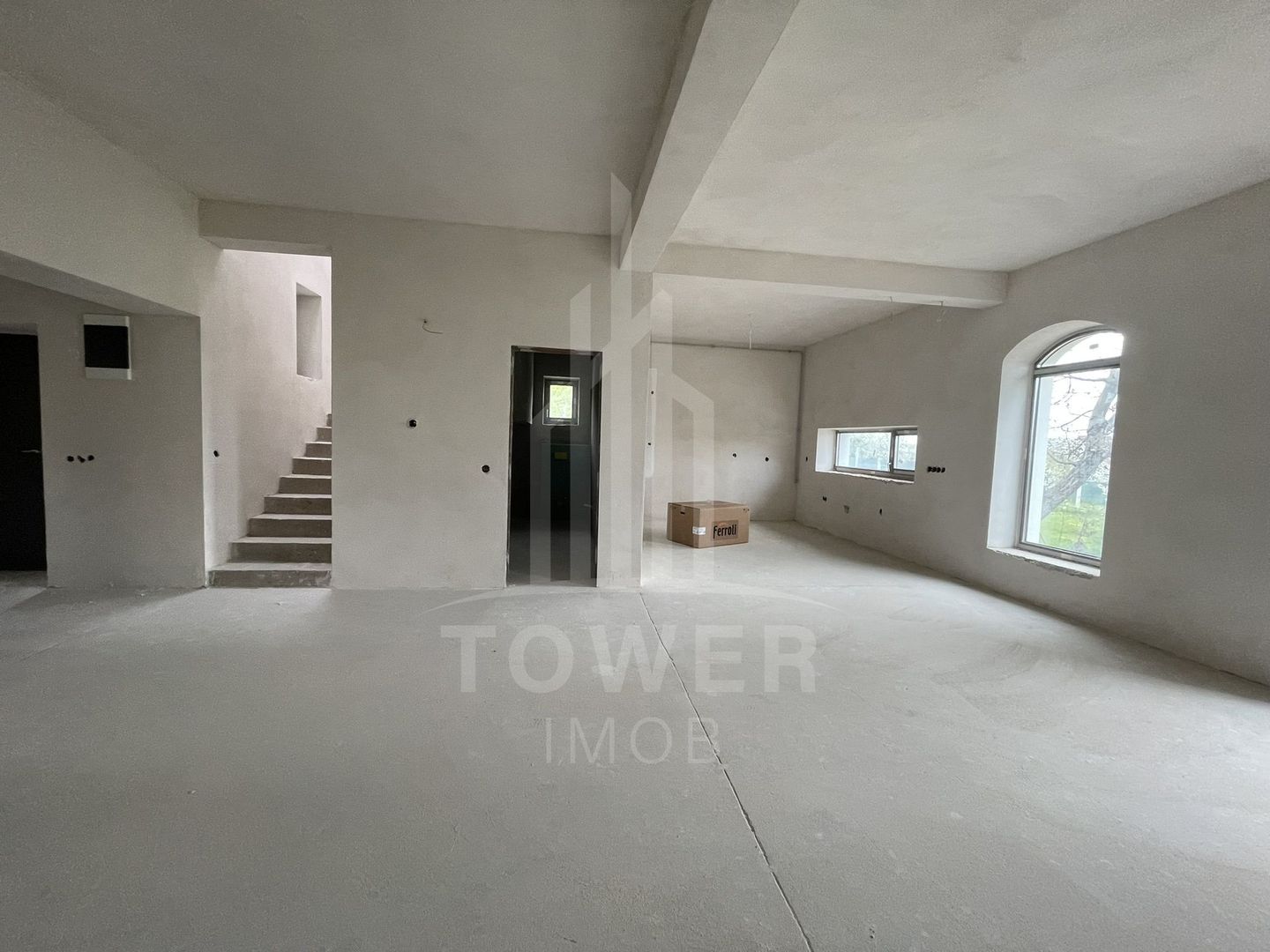 Casa rezidențială cu 7 camere, 3 băi, dressing, pivniță – Sura Mica - Poză 9