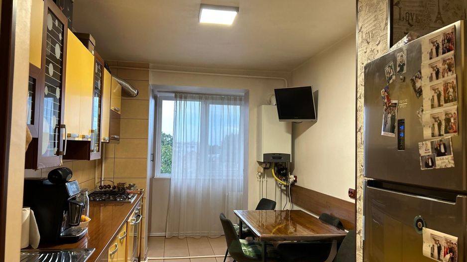 Apartament cu 3 camere în zona, mobilat si utilat -  Piata Centrala - Poză 8