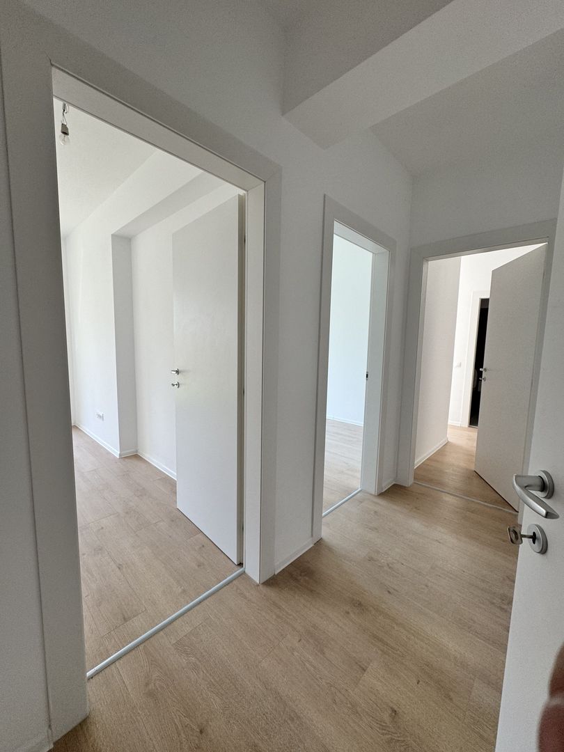 Apartament 4 camere cu Grădină Proprie - Atria Urban Resort - Poză 4