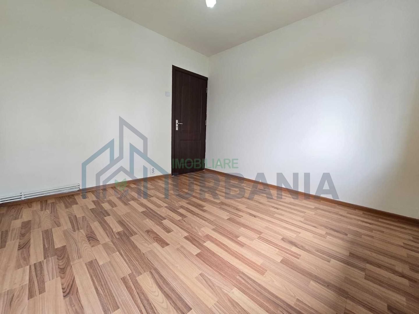 Apartament 2 camere, semidecomandat, 42 mp, etaj 2/4, zona Mircea cel Batran, Iasi - Poză 3