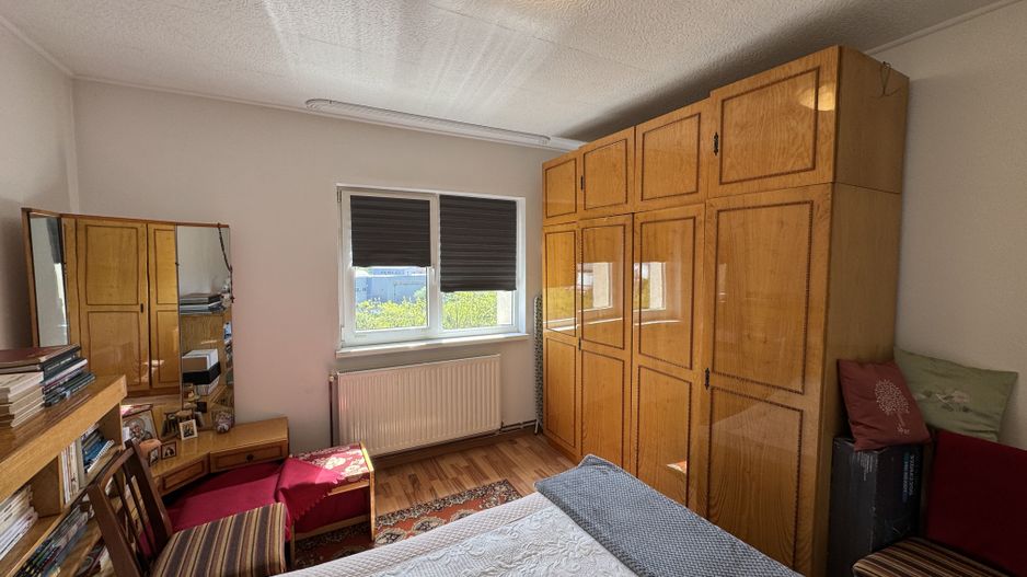 Apartament decomandat cu 3 camere in Florilor, strada Crinului - Poză 19