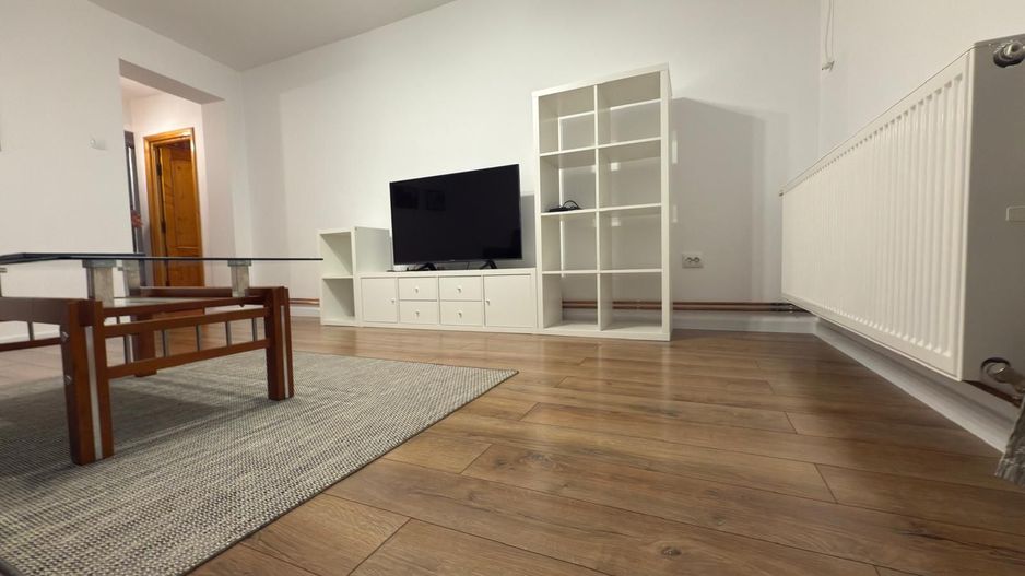 APARTAMENT DE VANZARE! VIS PE BULEVARDUL CASTANILOR! - Poză 3