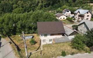 Casa cu 500mp teren, pozitie buna, centrala, utilitati - Poză 2