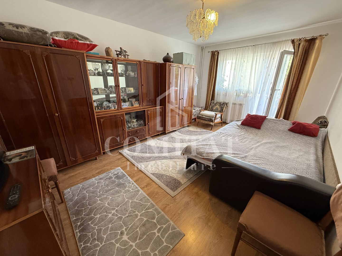 Apartament 2 camere | Decomandat | 48 mpu | Etaj 3/4 | Str. Plopilor - Poză 1