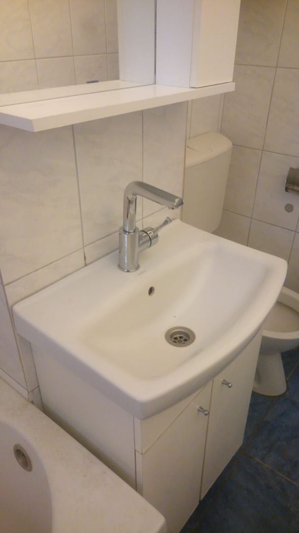 ageuropa.ro vinde ap 3 cam 49mp cu BALCON la etajul 3 în Micro 15. - Poză 10