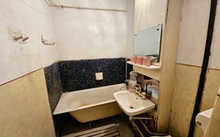 Apartament 3 camere, 69 mp, zona Penny - Comision 0, necesita renovare - Poză 12