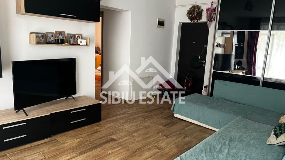 Apartament 3 camere cu grădină 100 mp.  loc de parcare-Calea Cisnadiei - Poză 5