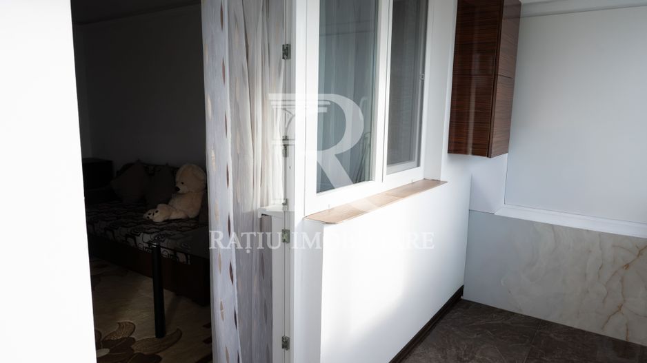 Apartament cu 3 camere | B-Dul Stefan Cel Mare | Oradea - Poză 14