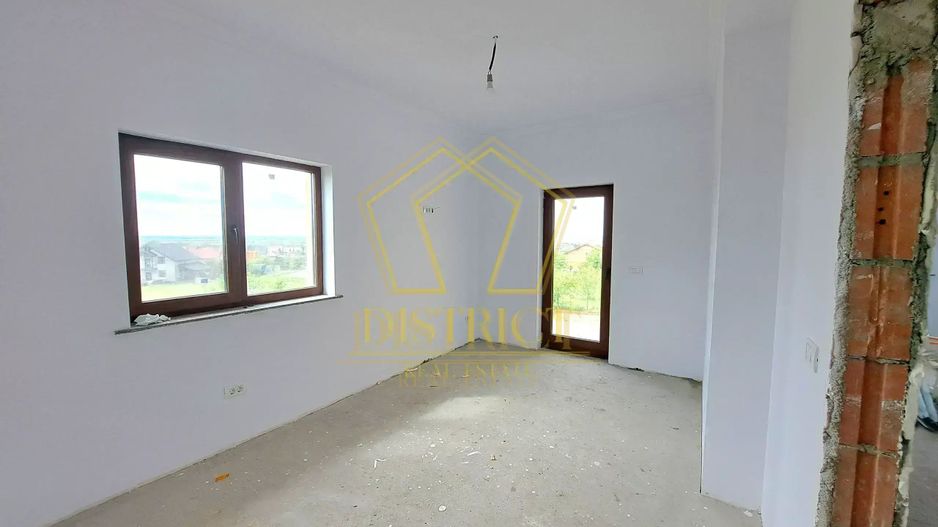 Duplex cu 5 camere, bucatarie inchisa, la cheie | Giarmata Mare - Poză 9
