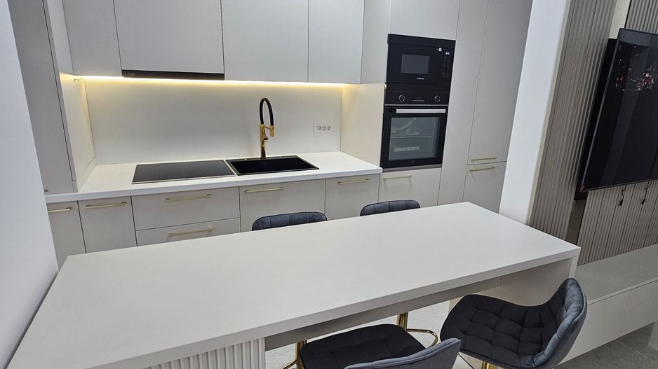 NOU ! PRIMA INCHIRIERE Apart 3 cam cu terasa 8 mp +loc de parcare - Poză 5