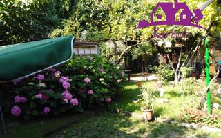 Casa si curte zona centrala - Poză 10