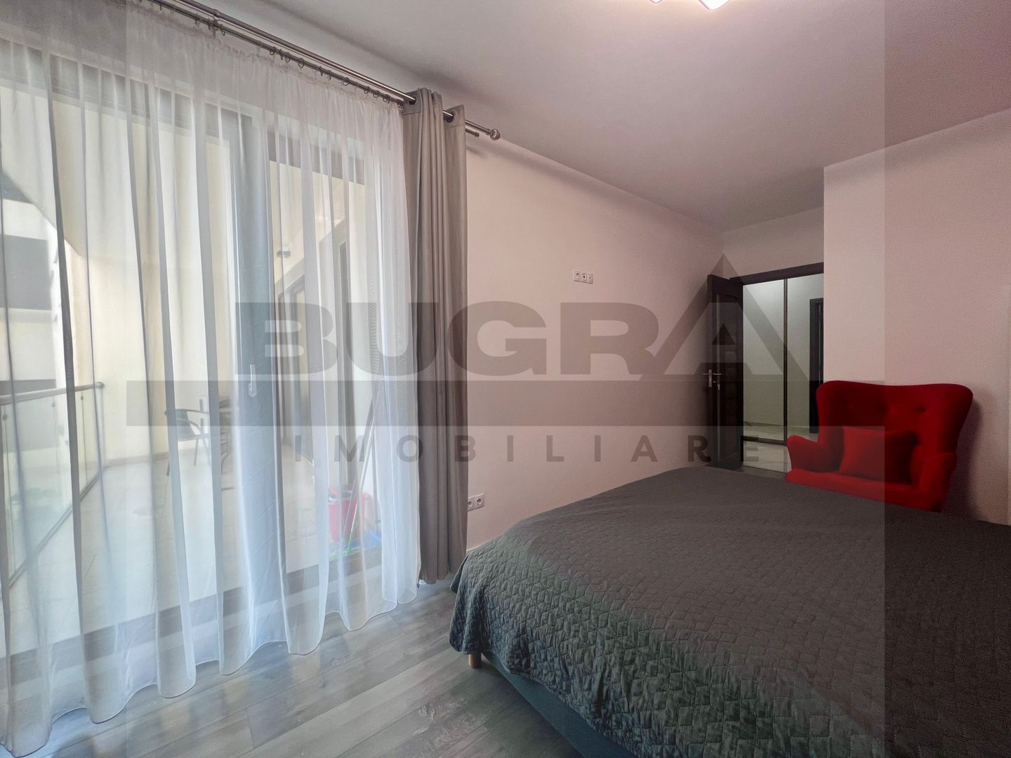 Apartament de 2 camere, 56mp, parcare subterana, zona The Office - Poză 4