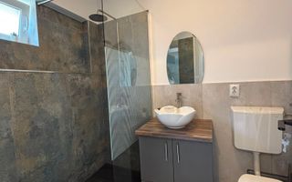 Garsoniera de vanzare, situata in zona Centrala! - Poză 4