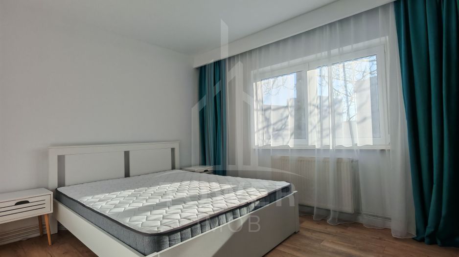 Apartament modern de vanzare 3 camere Hipodrom IV. - Poză 9