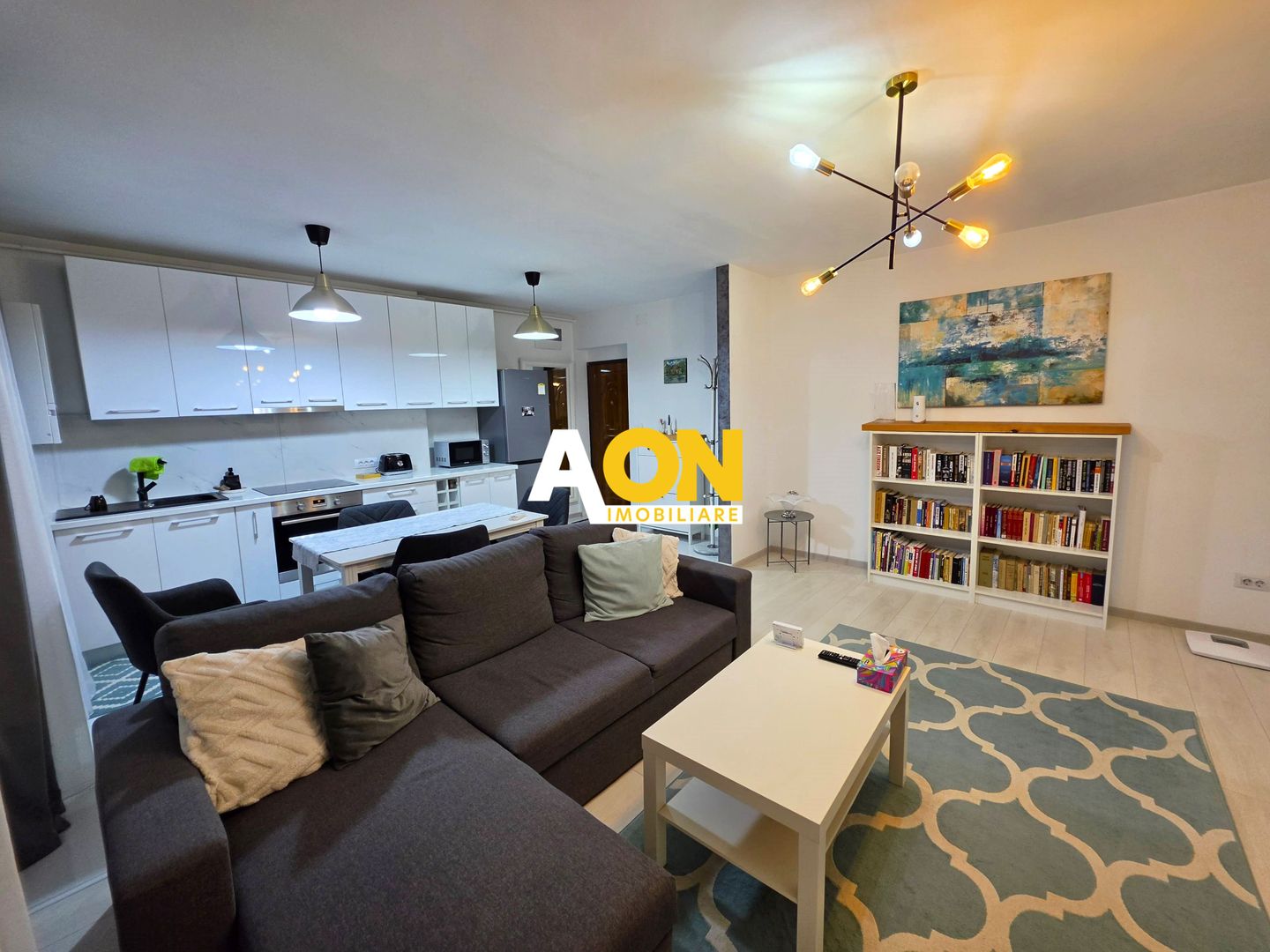 Apartament 2 camere, renovat, mobilat, utilat, Cetate - zona M-uri - Poză 3