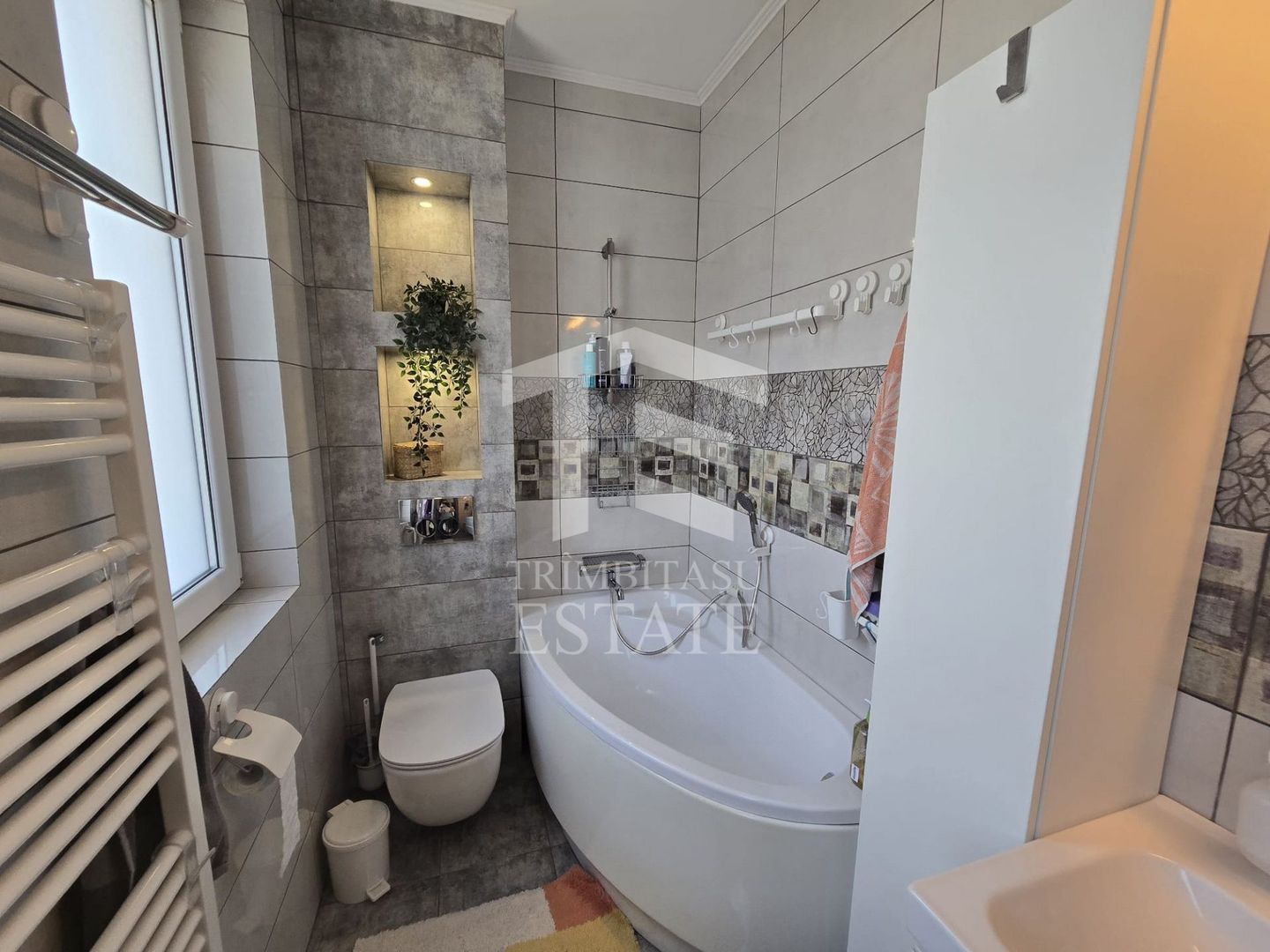 Mangalia - Vila tip duplex moderna. - Poză 40