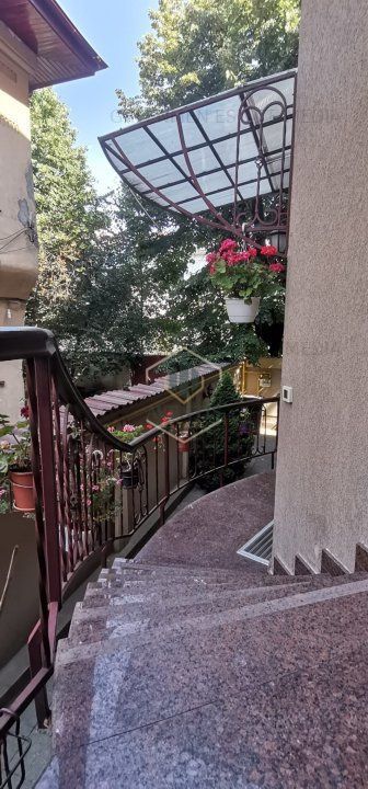 Inchiriere apartament 3 camere in vila, semidecomandat - Poză 30