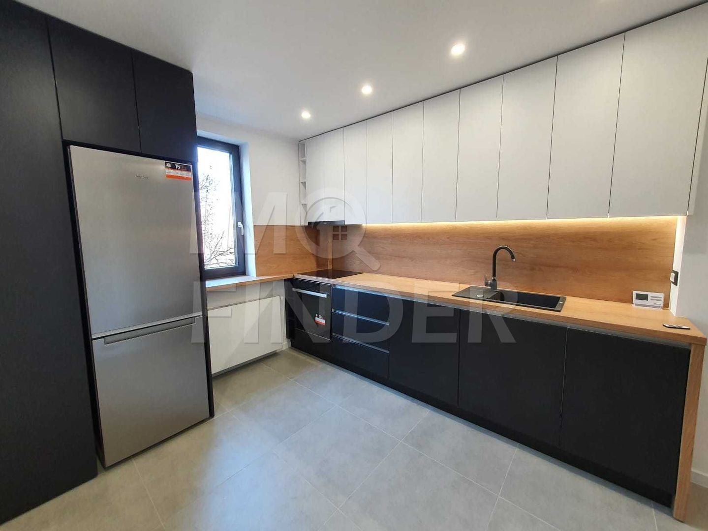 Apartament Decomandat Ultrafinisat Gheorgheni IULIUS MALL - Poză 2