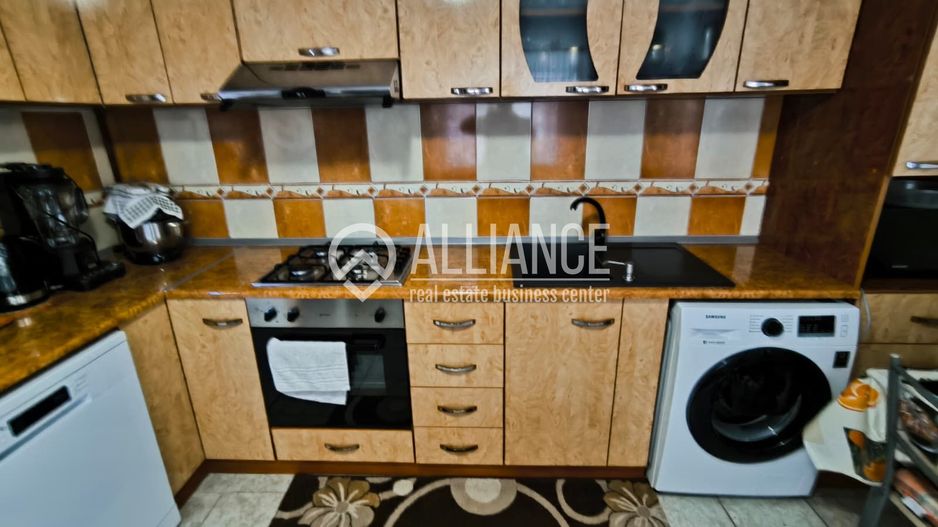 VIILE NOI - casa cu o curte generoasa disponibila imediat - Poză 6