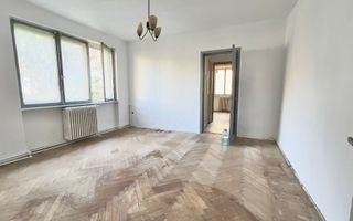 Apartament 2 Camere de vânzare, Onești, zonă centrală - Poză 1