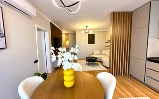 Apartament ultrafinisat | Etaj intermediar | Zona Str Tineretului - Poză 17