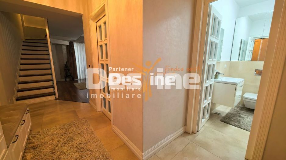 Duplex modern cu design britanic 7 camere D+P+1+M 160 mp - Poză 19