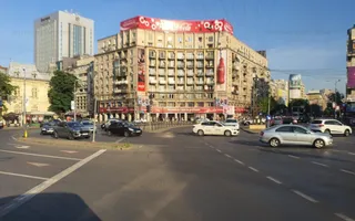 Piata Romana ASE, renovat complet modern, vedere stradala, listat pe AIRBNB - Poză 22