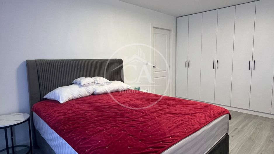 Casă de închiriat tip duplex cu 6 camere în zona Gheorghe Doja,Oradea. - Poză 4