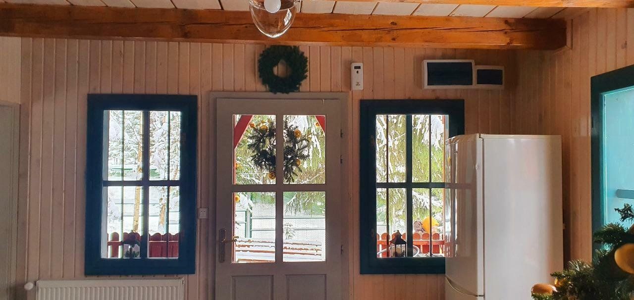 Cabană de vânzare-complet utilată, ideală pentru regim hotelier. - Poză 8