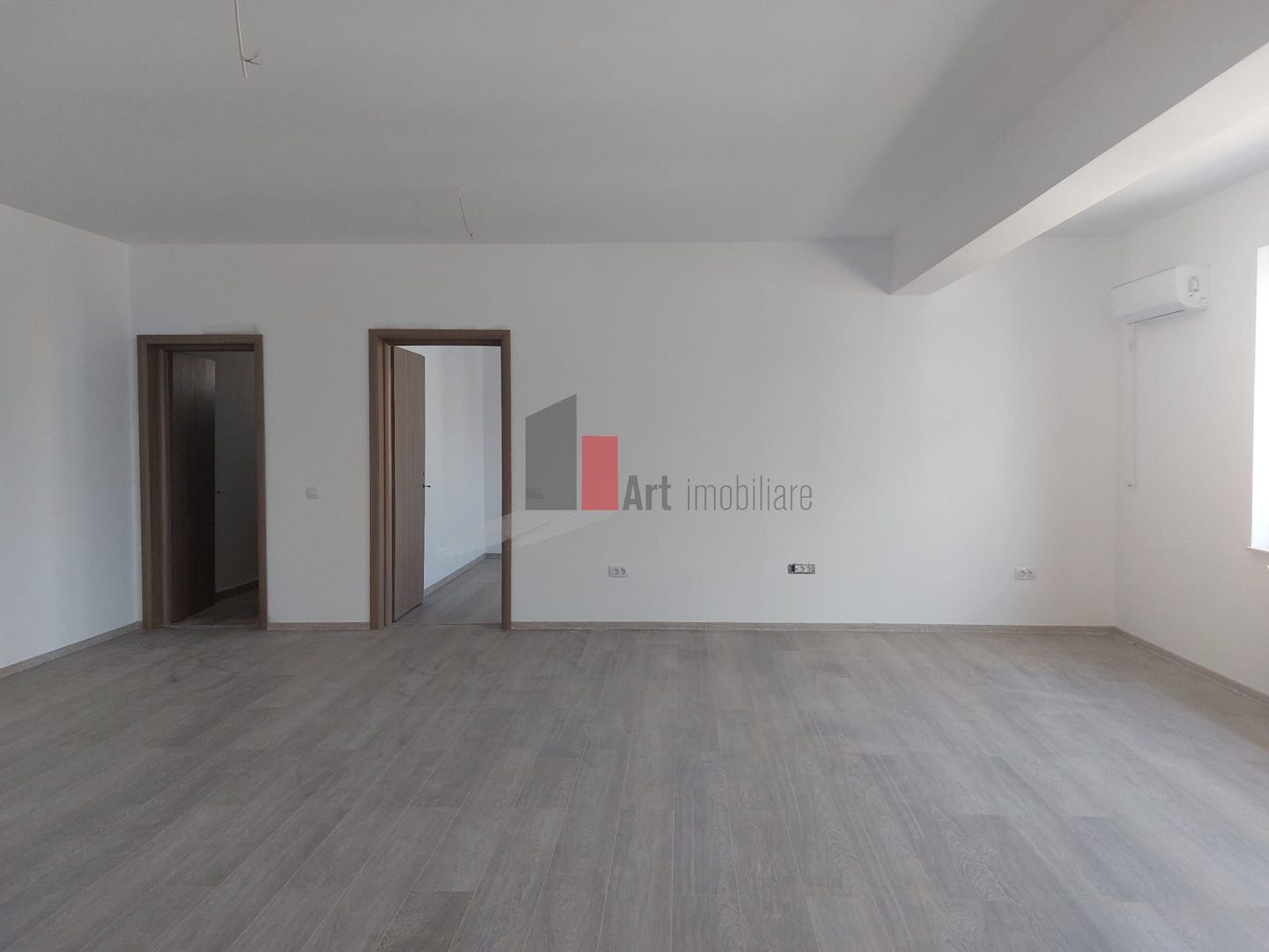 Spatiul "MAGRANA" , P-ta Alba Iulia, imobil 2024, TOTUL NOU, PARCARE INCLUSA - Poză 7